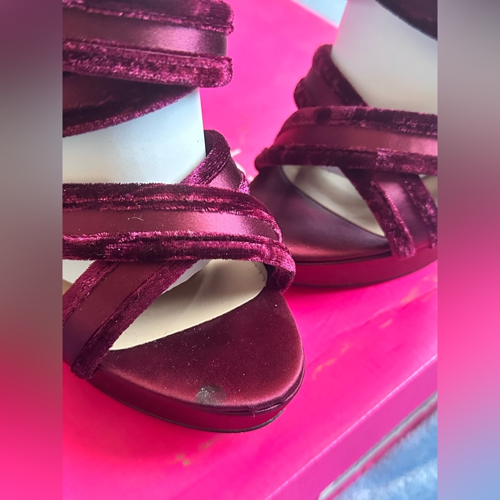Shoe Dazzle Burgundy Heels in the name “Paislee” - Picture 6 of 7